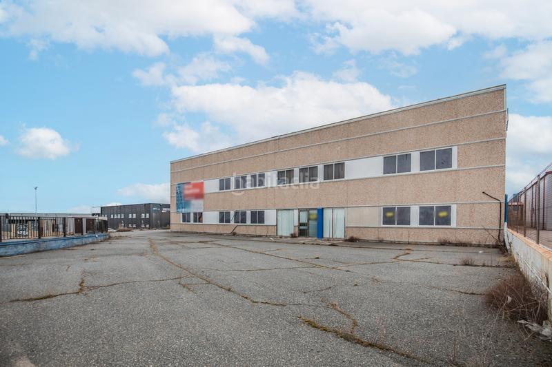 Foto 3f530369-5e17-470d-b081-513bce8de110. Capannone industriale in Zona Rural Ávila