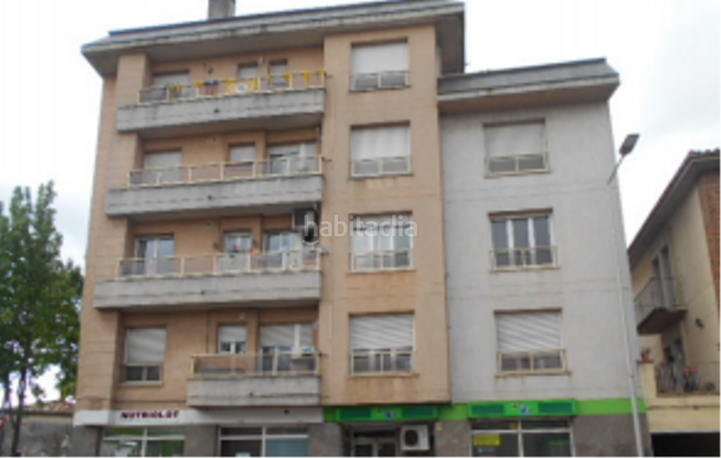 Foto d50fe9d9-8358-4f53-9215-e680f0e95f1c. Posto auto in Olot