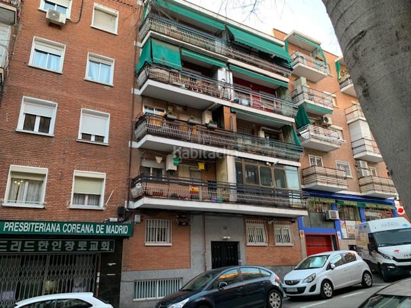 Foto d7fded7b-e446-4cf9-abfd-e2d84833dcc4. Local comercial a Ventas Madrid