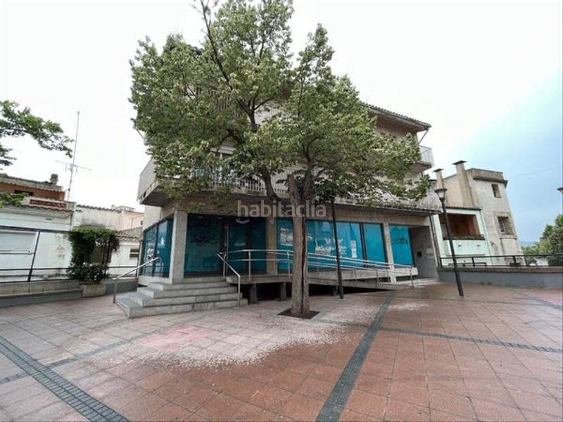 Foto f4058fd2-f71e-43d4-9ec8-94b4514c3cda. Rent business premise in Horta Barcelona