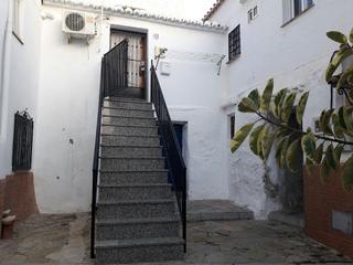 Pis  C/ san antonio. Solvia inmobiliaria  piso algarrobo
