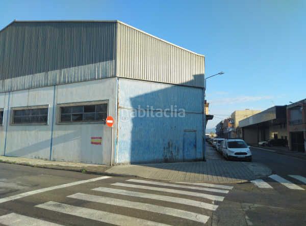 Foto 1e51bf8a-5a28-4a39-accf-3c8df1961ddc. Nau industrial a Puig des Molins Ibiza