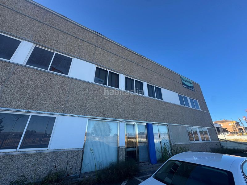 Foto b85ca26d-7162-4f3f-adbd-8a700d9b3284. Alquiler nave industrial solvia inmobiliaria nave industrial en Ávila