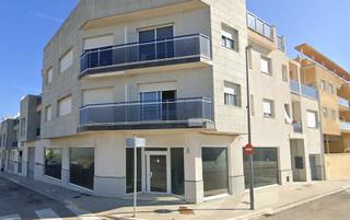 Local Comercial  Cr nazaret- oliva, esq. c/ olivares. Solvia inmobiliaria  locales guardamar de la safor