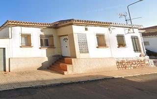 Xalet  C/ bilbao. Solvia inmobiliaria  casa puertollano