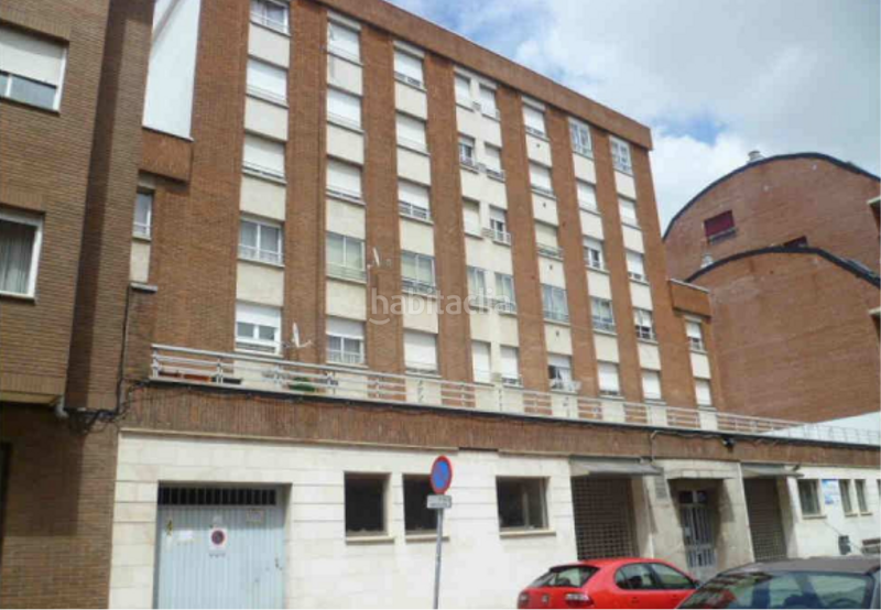 Foto a9e5ec4d-b189-4d70-8135-e8739c372e9b. Posto auto in Trobajo del camino