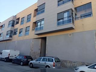 Aparcament cotxe  C/ general bañuls. Solvia inmobiliaria  garaje y trastero bigastro