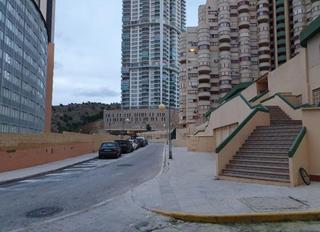 Aparcament cotxe  C/ viena. Solvia inmobiliaria  garaje benidorm