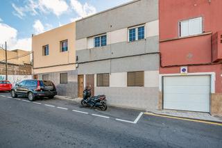 Edificio  C/ maría auxiliadora. Solvia inmobiliaria  edificio san cristóbal de la laguna