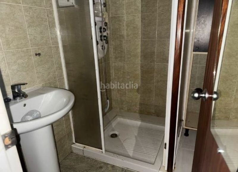 Foto d108d198-a9d8-45b6-9dd2-e62707fd24db. Alquiler local comercial solvia inmobiliaria locales en Torres de la Alameda