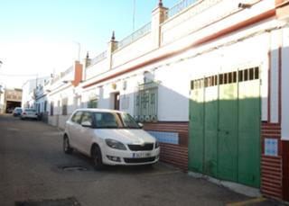 Chalet  C/ rafael barrera ame. Solvia inmobiliaria  casa villanueva del ariscal
