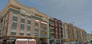 Parking coche  C/ alameda cervantes. Solvia inmobiliaria  garaje lorca