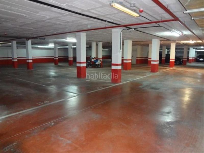 Foto 2a82981a-8b3a-454d-88ba-eca0339e8f71. Aparcament cotxe a Palma del Condado (La)