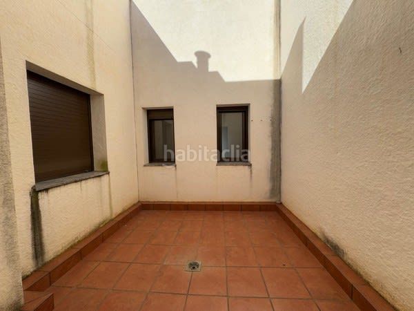 Foto 25867175-3494-4f35-af80-d22b221341f2. Casa aparellada a Aldea (L´)