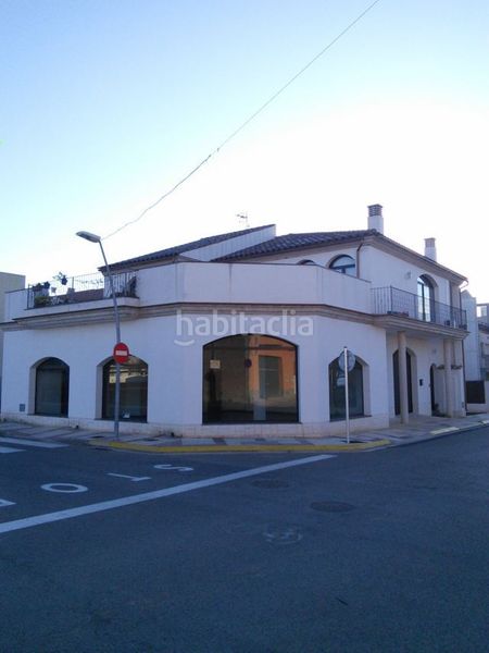 Foto 3fd833a8-79f1-4223-b2f3-4245eb117982. Casa aparellada a Aldea (L´)