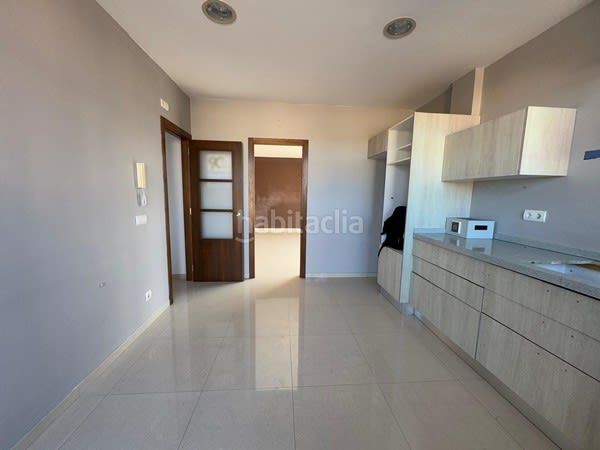 Foto 4a9176ae-6d84-4080-a3b7-ed35fbbcb8a3. Casa aparellada a Aldea (L´)