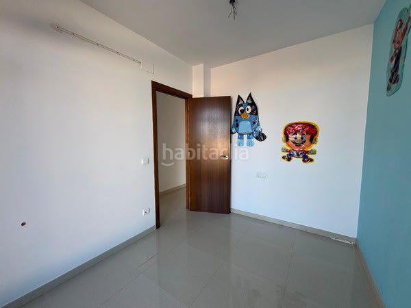Foto ea3bceb7-83c6-4507-9f18-d895929ac2a9. Casa aparellada a Aldea (L´)