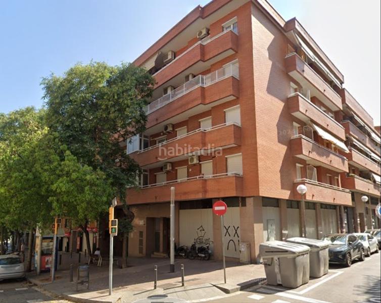 Foto 03733a12-43ea-4fb0-b8a9-f2f3da952c5c. Affitto locale commerciale in Prosperitat Barcelona