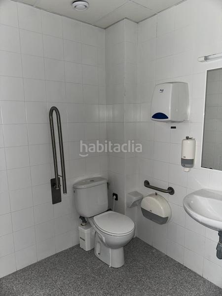 Foto a701445d-be70-4220-9c7a-fe5efb80dd57. Affitto locale commerciale in Prosperitat Barcelona