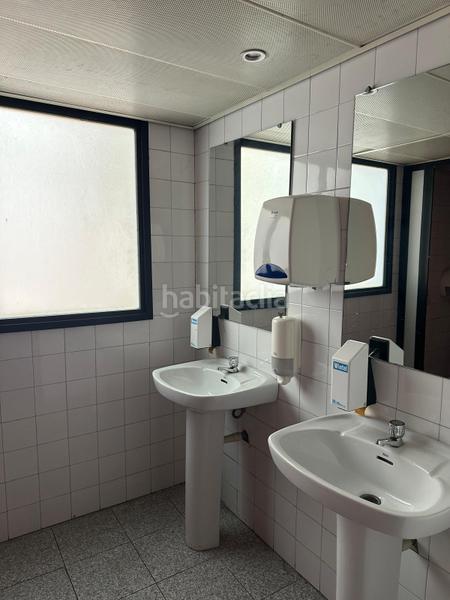 Foto 8cb465e4-c372-4b75-9ebe-b7d9b44dc8b4. Rent business premise in Prosperitat Barcelona