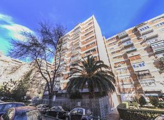 Pis  C/ virgen de aranzazu. Solvia inmobiliaria  piso madrid