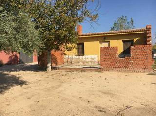Propriété  C/ polígono. Solvia inmobiliaria  terreno con edificación puebla de montalbán