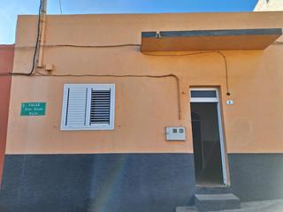 Xalet  C/ lomo grande arriba. Solvia inmobiliaria  casa gímar
