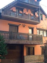 Aparcament cotxe  C/ laurens. Solvia inmobiliaria  garaje les
