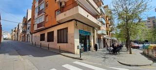 Local Comercial  Av puig i cadalfach. Solvia inmobiliaria  locales mataró