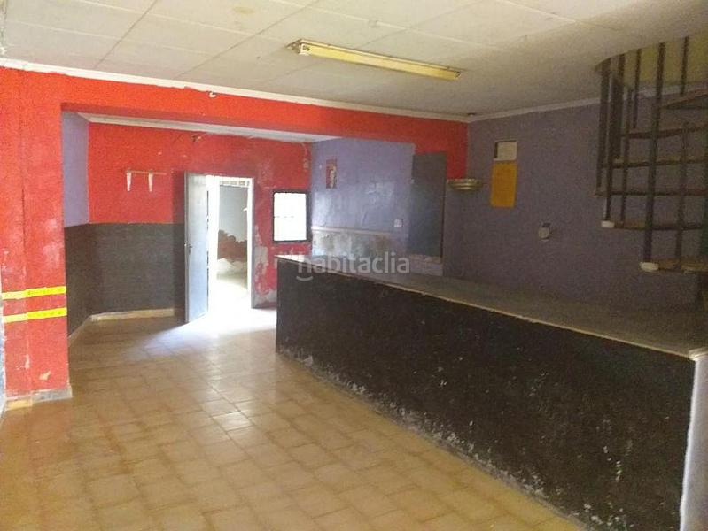 Foto 6ac1eb77-cc3a-4a40-aa48-6870375baa49. Chalet in Centro Elda