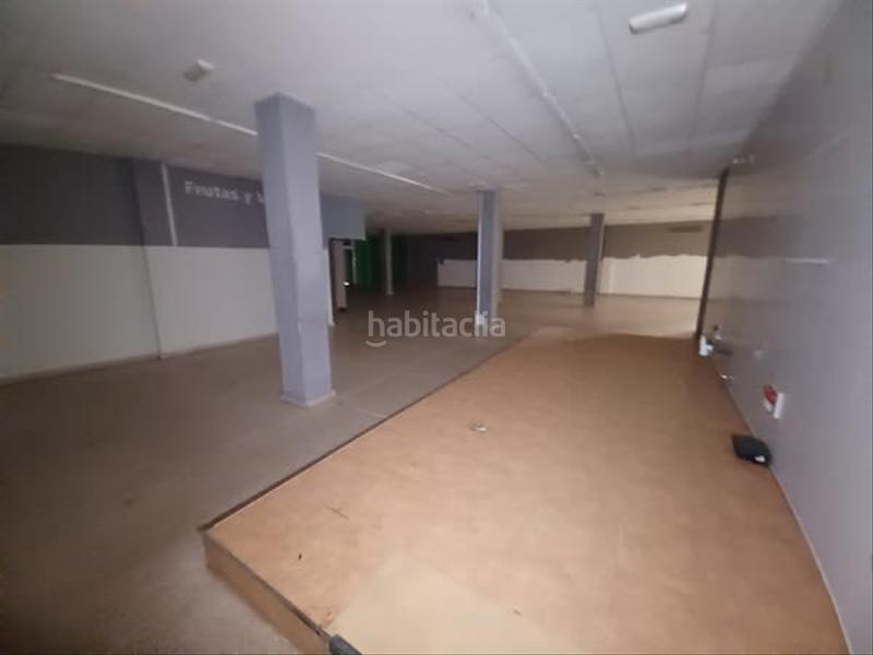Foto a3ab3ec8-f443-4ec8-b5e7-43faece4aa92. Local comercial a Pliego