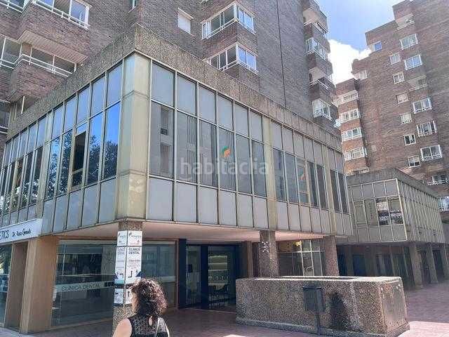 Foto eee7c35c-a63e-43b0-95f3-0ade3d2d27af. Local comercial a Centre Reus