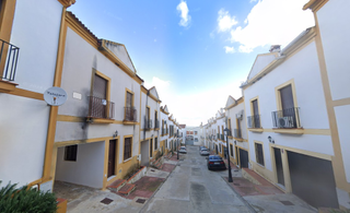 Casa bifamiliare  C/ linderos de campoalto. Solvia inmobiliaria  chalet adosado campofrío