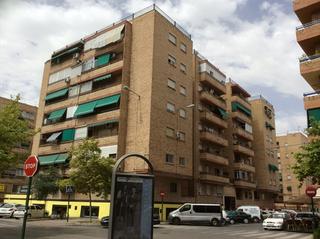 Local Comercial a C/ Pintor Manuel Maldonado