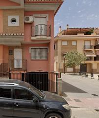 Casa aparellada  C/ encina. Solvia inmobiliaria  chalet adosado maracena