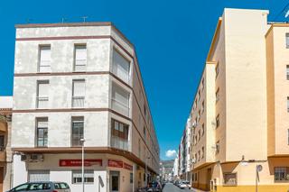 Pis  C/ pío xii. Solvia inmobiliaria  piso oropesa del marorpesa