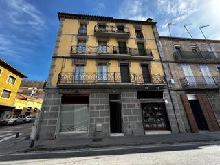 Pis  Pz. anselm clave. Solvia inmobiliaria  piso sant joan de les abadesses