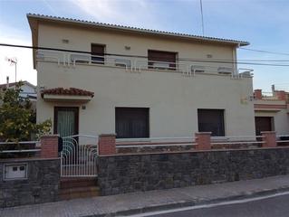 Chalet  C/ vinyes. Solvia inmobiliaria  casa garriga la