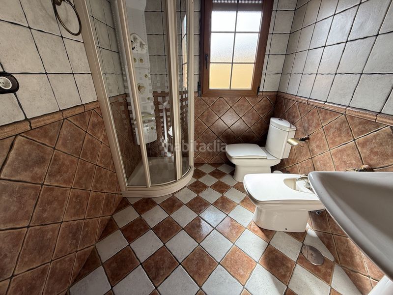 Foto ca28471e-fce4-467e-8275-23af3c595c67. Xalet a Loja
