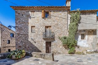 Chalet  C/ del pont. Solvia inmobiliaria  casa camarasa