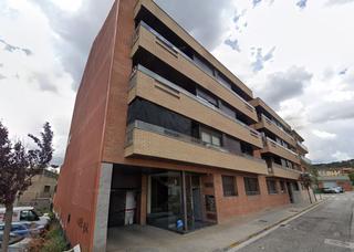 Pis  C/ ausías march. Solvia inmobiliaria  piso capellades