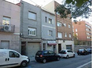 Etagenwohnung  C/ baldrich. Solvia inmobiliaria  piso terrassa