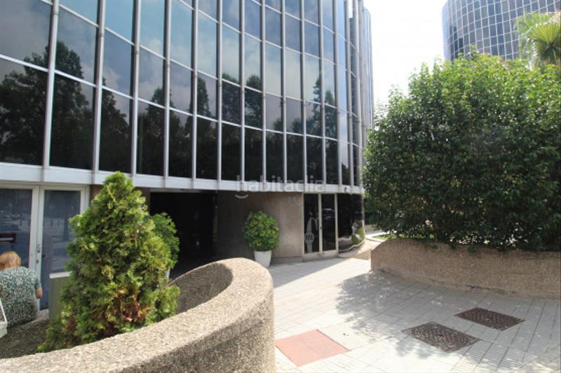 Foto abe8dc1a-8c3c-4bd3-ae33-ba3df833edde. Alquiler parking coche solvia inmobiliaria garaje en Barcelona