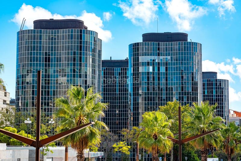 Foto 7bde2e3b-d6b3-42c0-b46c-ba6cd92a5d6e. Affitto locale commerciale in Barri de les Corts Barcelona