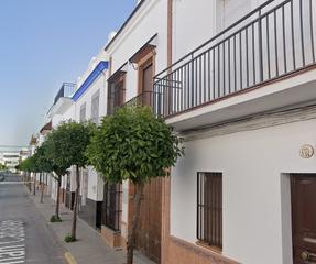 Casa aparellada  C/ fernán caballero. Solvia inmobiliaria  chalet adosado palacios y villafranca los
