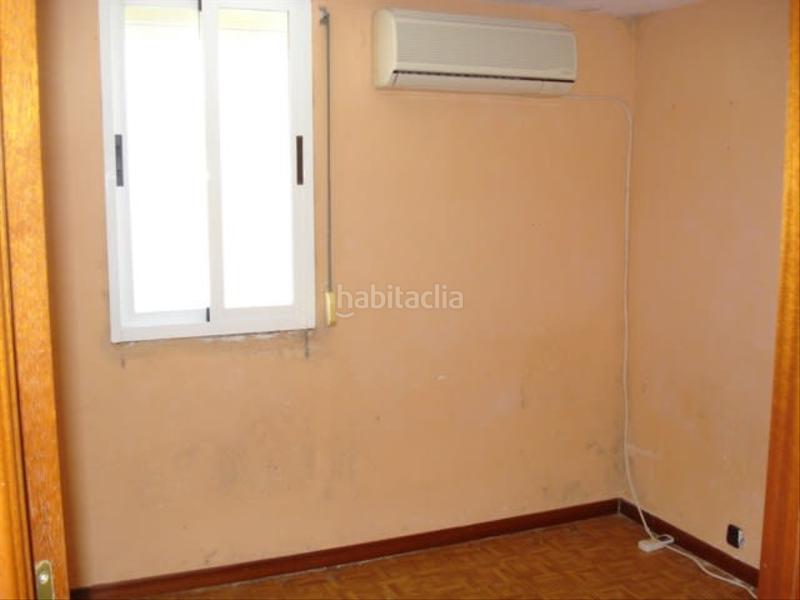 Foto b6c5079e-4ac3-426a-b81a-72aa8472a0ef. Pis amb calefacció a Amposta Madrid