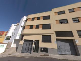 Parking coche  C/ hoya del pedregal. Solvia inmobiliaria  garaje palmas de gran canaria las
