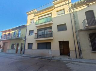 Pis  Ps pere moret. Solvia inmobiliaria  piso roda de ter