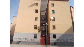 Pis  C/ córdoba. Solvia inmobiliaria  piso badalona
