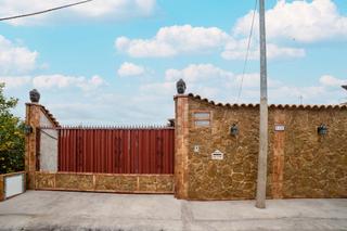Chalet  Ptda. de beniajan. Solvia inmobiliaria  casa san jose de la vega